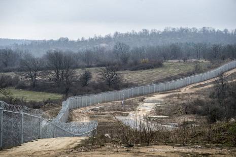 Bulgaria Puts Up a New Wall, but This One Keeps People Out